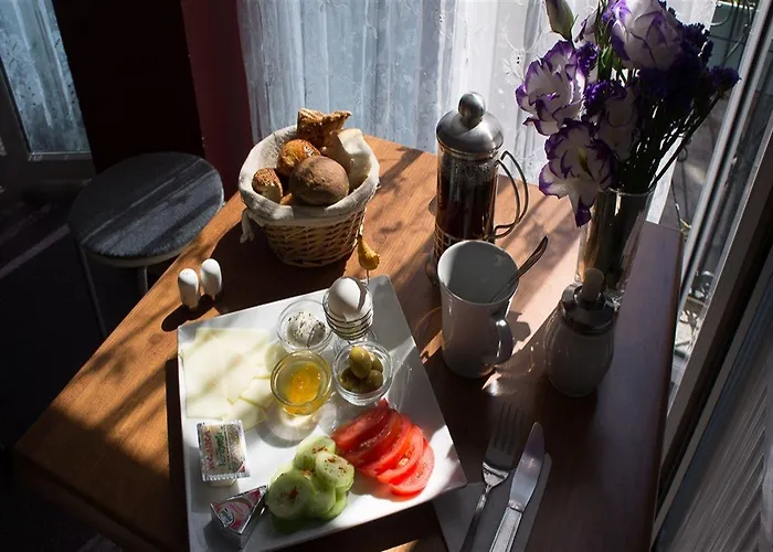 Cheers Porthouse Hotel 3*