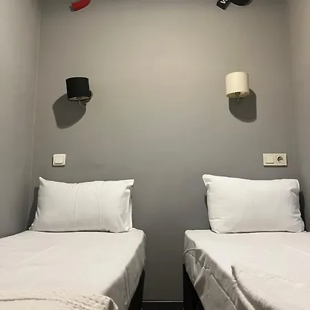 Hotel Cheers Porthouse