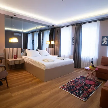 Cheers Porthouse 3* Istanbul