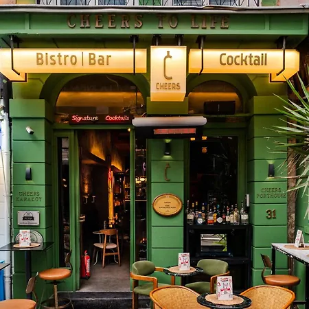 Cheers Porthouse イスタンブール