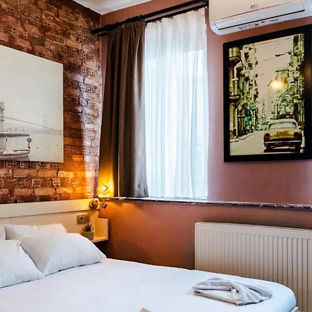 Cheers Porthouse 3* Istanbul
