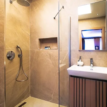 Hotel Cheers Porthouse